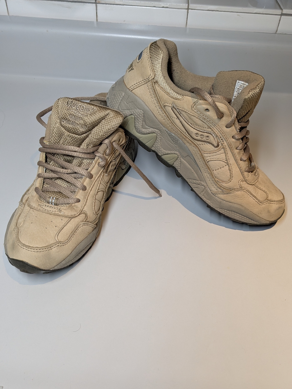 Saucony Grid Stabille Advance Cushion Insole Beige/Tan Leather Shoes Size 7